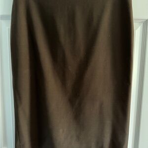 Classic Brown Pencil Skirt - Women's Sleek Workwear